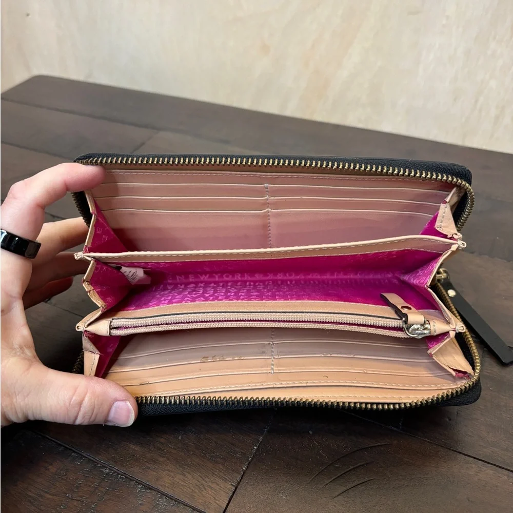 Kate Spade‎ New York Continental Wallet black with pink inside Good Condition